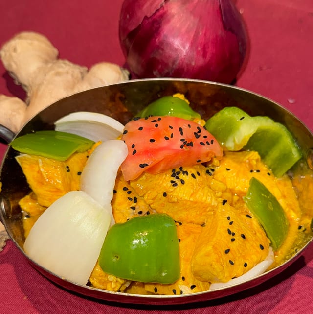 Chicken Jalfrezi.