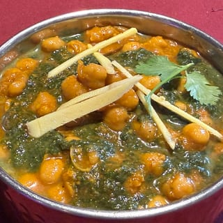 Chana Saag (Vegan)